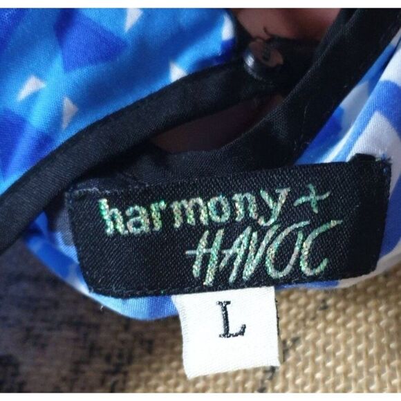 Harmony + Havoc Womens Romper L Blue Aztec Print Boho Keyhole Tank Jumpsuit Chic - Picture 5 of 6